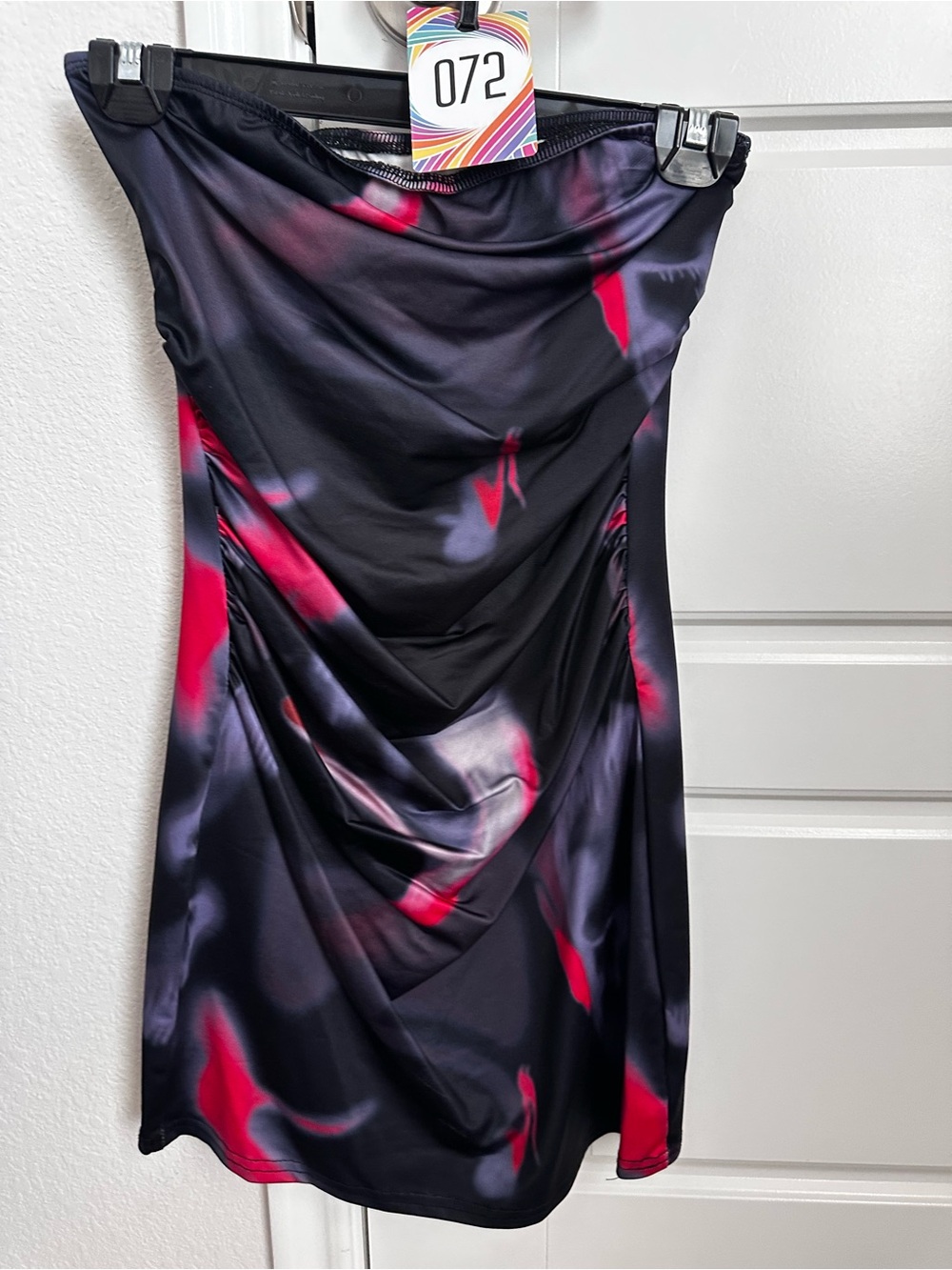 Women’s Black Red Gray Abstract Ruched Bodycon Mini Dress